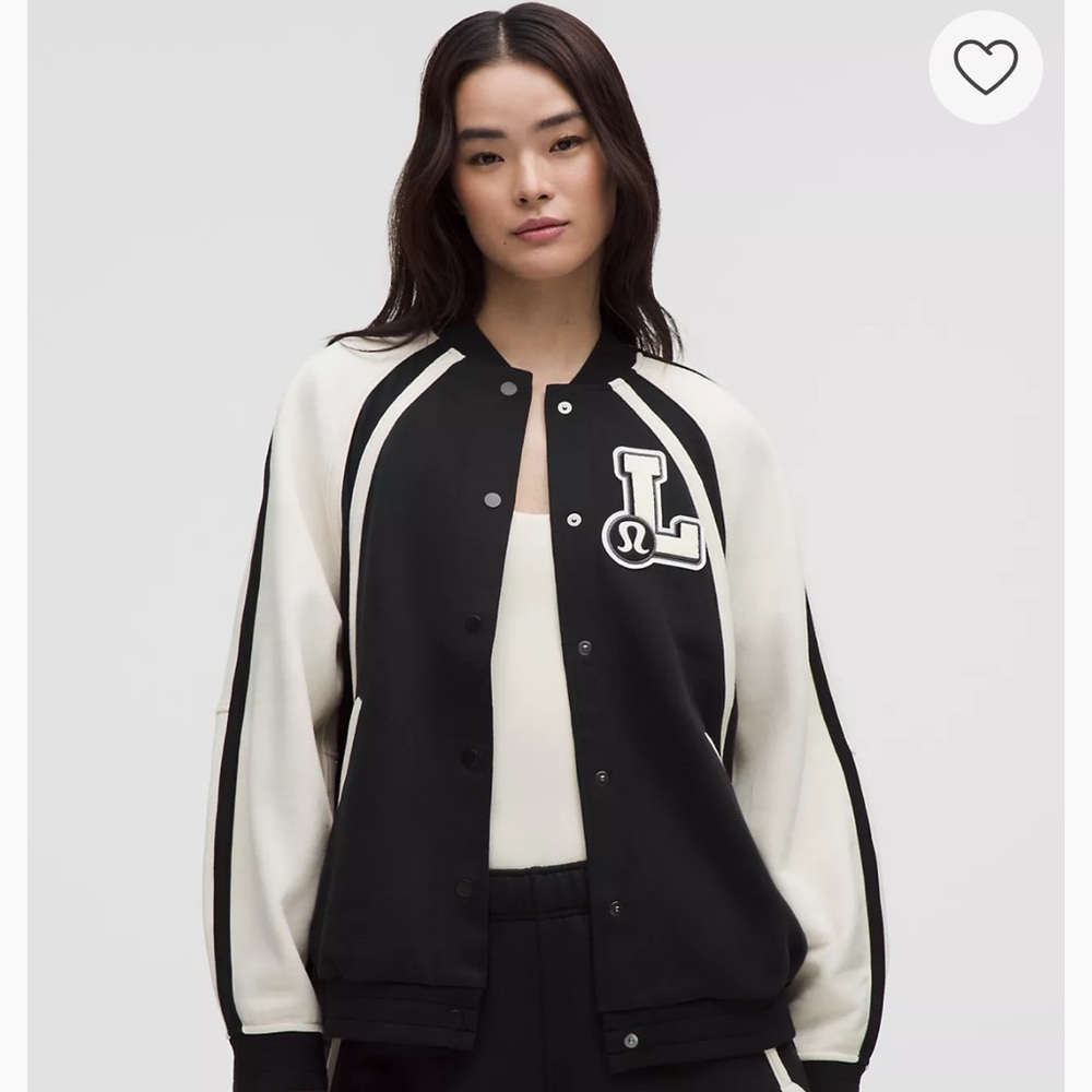 NWT $168 lululemon Scuba Oversized Collegiate Jacket
Graphic M/L - Picture 3 of 10